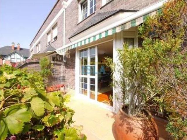 Chalet en alquiler en Laredo