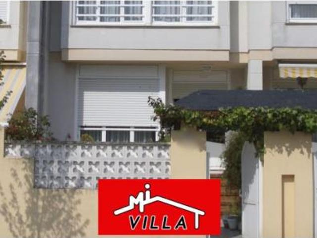 Chalet en alquiler en Laredo