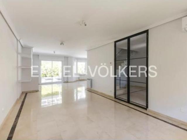 Chalet en alquiler en Hortaleza, Madrid