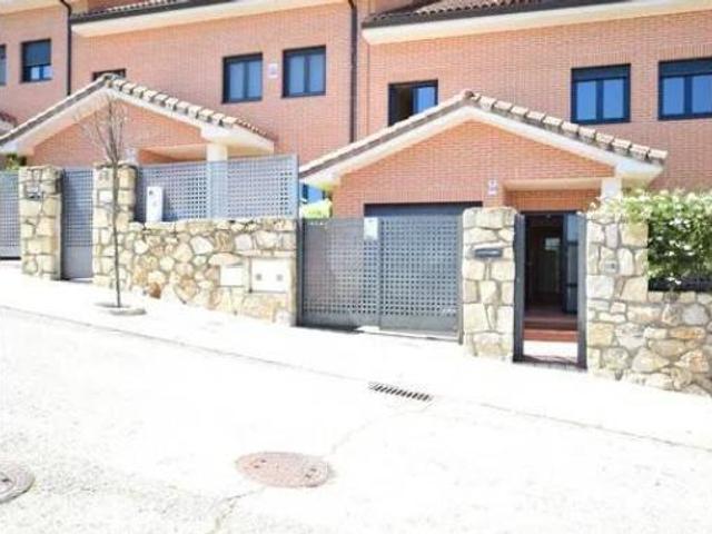 Chalet en alquiler en Miraflores De La Sierra, Madrid