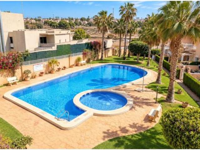Chalet en alquiler en Urbanización Colinas de la Sierra, Orihuela