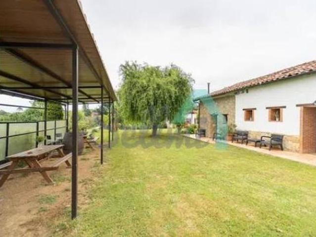Chalet en alquiler en Oviedo, Asturias