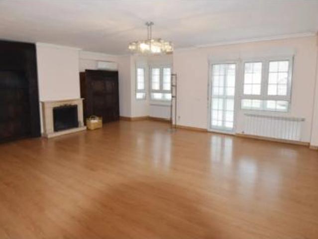 Chalet en alquiler en Los Ángeles, Pozuelo De Alarcón