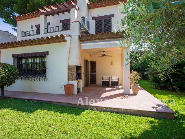 Casa en venta en Pals, Girona