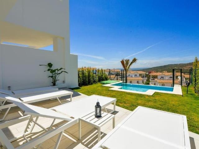 Chalet en venta en San Luis de Sabinillas, Costa del Sol Occidental
