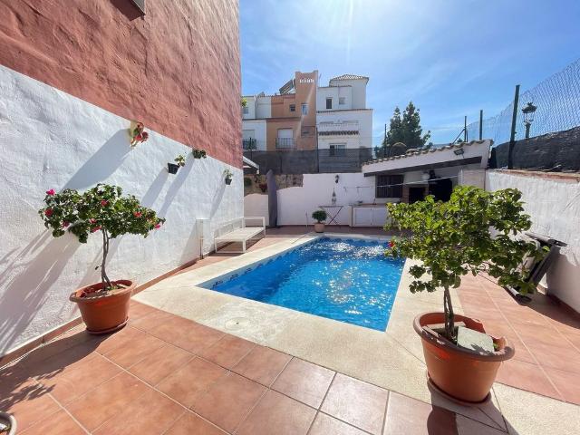 Chalet en venta en Barriada Islas Canarias, Costa del Sol Occidental