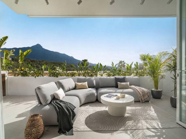 Chalet en venta en Nueva Andalucía, Costa del Sol Occidental
