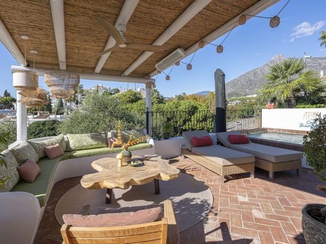 Chalet en venta en El Vicario, Costa del Sol Occidental
