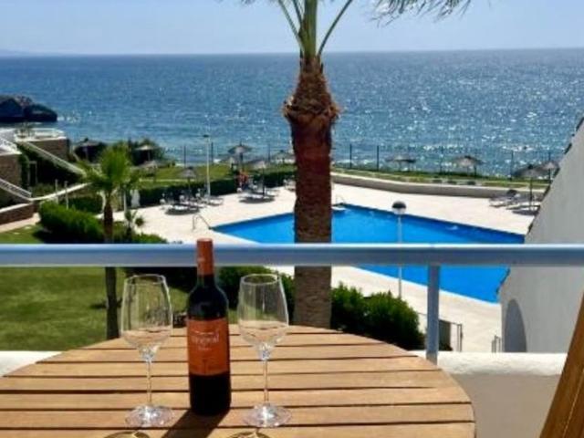 Chalet en alquiler en La Perla de Bahía, Costa del Sol Occidental