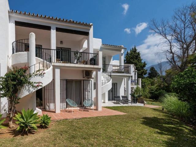 Chalet en alquiler en Nueva Andalucía, Costa del Sol Occidental