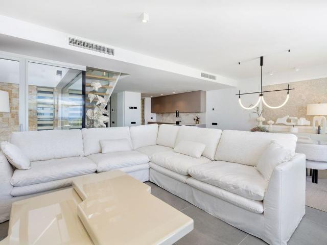Chalet en venta en Barriada Islas Canarias, Costa del Sol Occidental