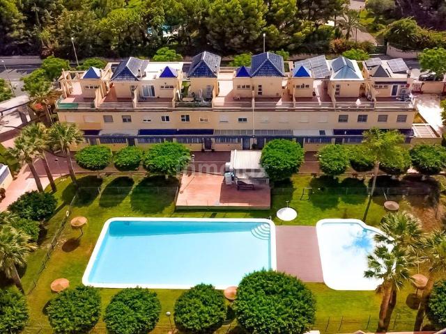 Villa en venta en Alicante