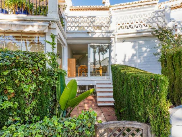 Chalet en venta en El Vicario, Costa del Sol Occidental