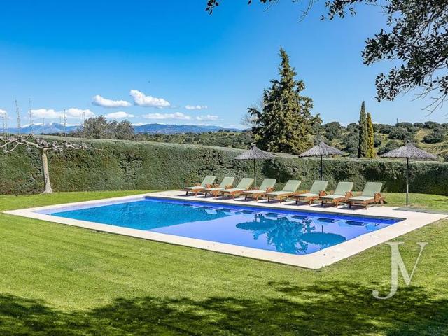 Villa en venta en Villanueva De La Cañada