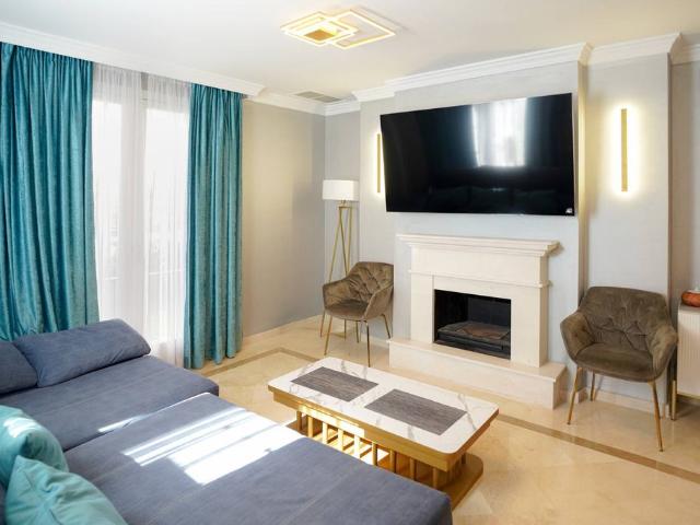 Chalet en venta en Nueva Andalucía, Costa del Sol Occidental