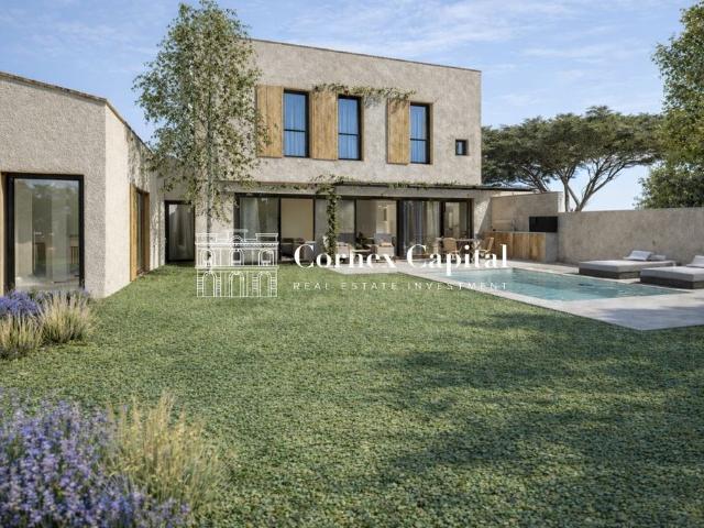 Chalet en venta en Mas Tomasi, Baix Empordà