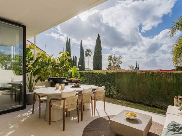 Chalet en venta en Nueva Andalucía, Costa del Sol Occidental