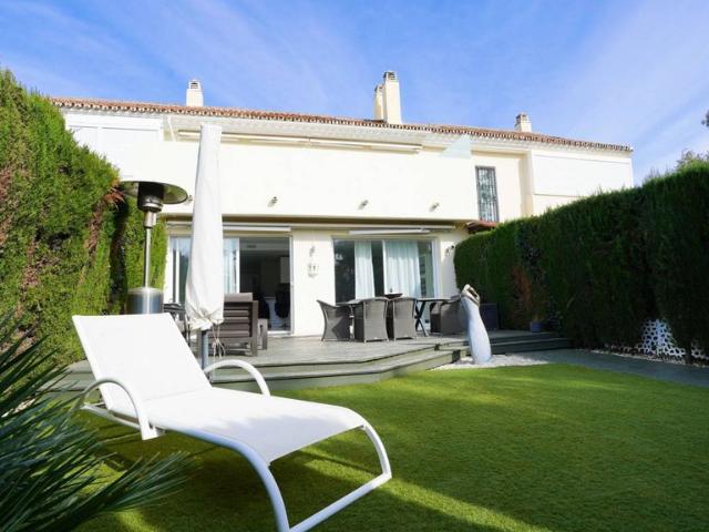 Villa en alquiler en Marbella, Salto del Agua