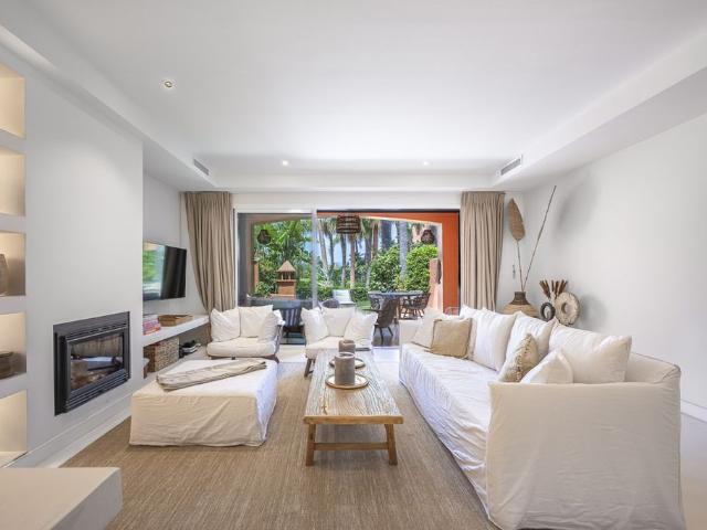 Chalet en venta en El Vicario, Costa del Sol Occidental