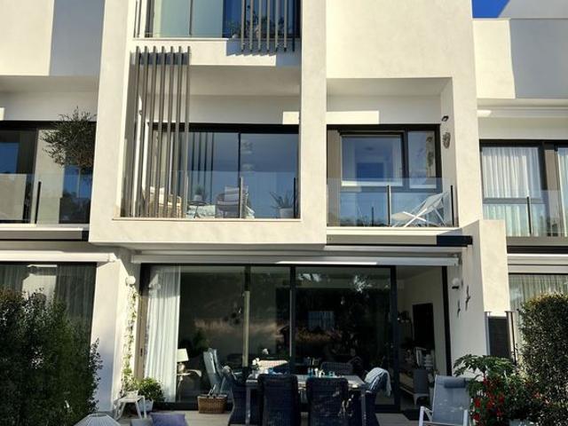 Chalet en venta en Sotogrande, Campo de Gibraltar