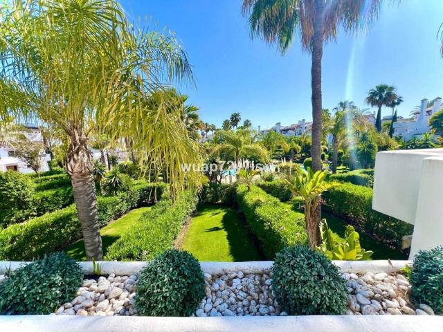 Chalet en venta en Barriada Islas Canarias, Costa del Sol Occidental