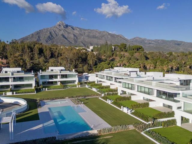 Chalet en venta en El Vicario, Costa del Sol Occidental