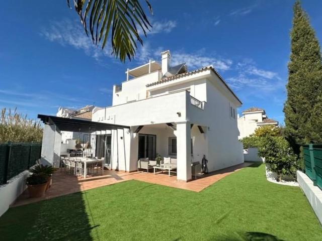 Chalet en alquiler en Nueva Andalucía, Costa del Sol Occidental