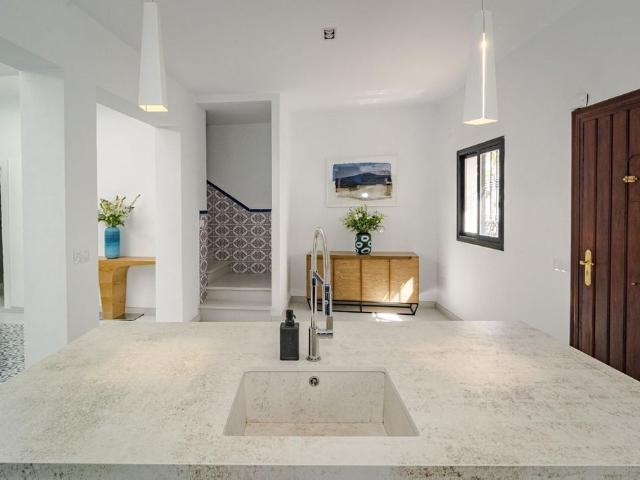 Chalet en venta en Barriada Islas Canarias, Costa del Sol Occidental