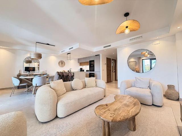 Chalet en venta en Barriada Islas Canarias, Costa del Sol Occidental