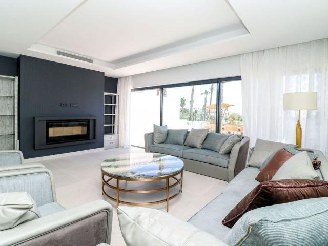 Chalet en venta en Barriada Islas Canarias, Costa del Sol Occidental