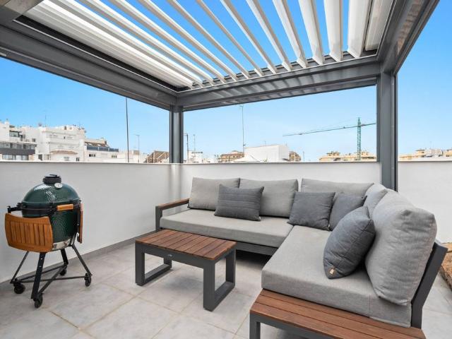 Chalet en venta en Barriada Islas Canarias, Costa del Sol Occidental