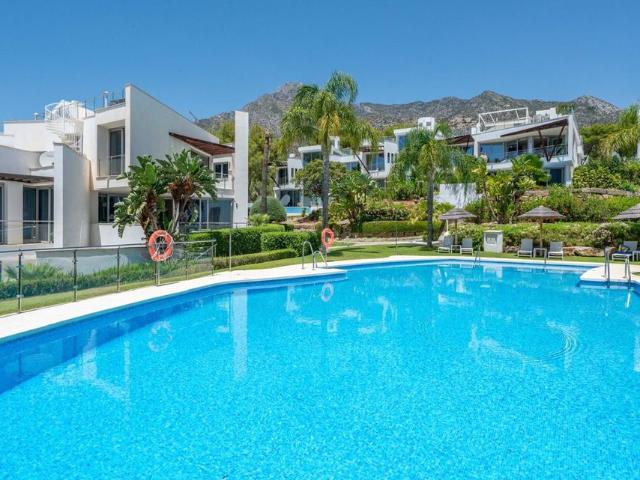 Chalet en venta en La Carolina, Costa del Sol Occidental
