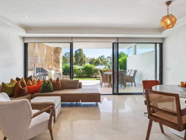 Chalet en venta en El Vicario, Costa del Sol Occidental