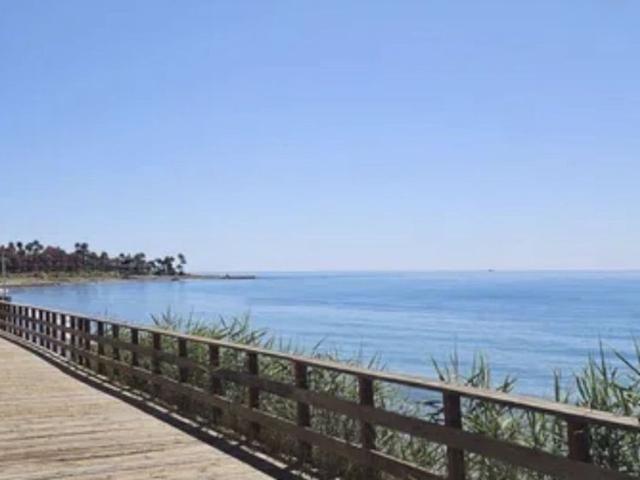 Chalet en venta en Barriada Islas Canarias, Costa del Sol Occidental