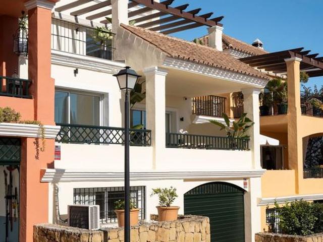 Chalet en venta en Nueva Andalucía, Costa del Sol Occidental