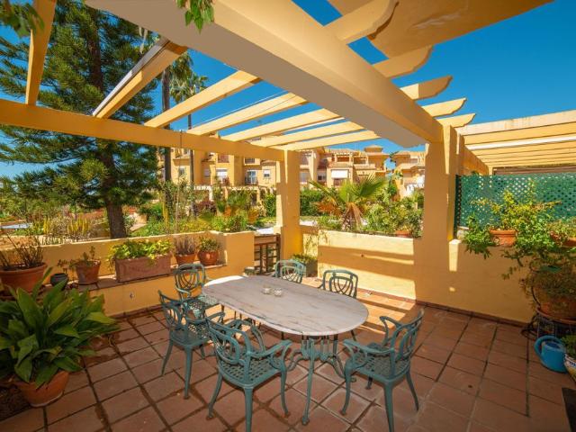 Chalet en venta en Barriada Islas Canarias, Costa del Sol Occidental