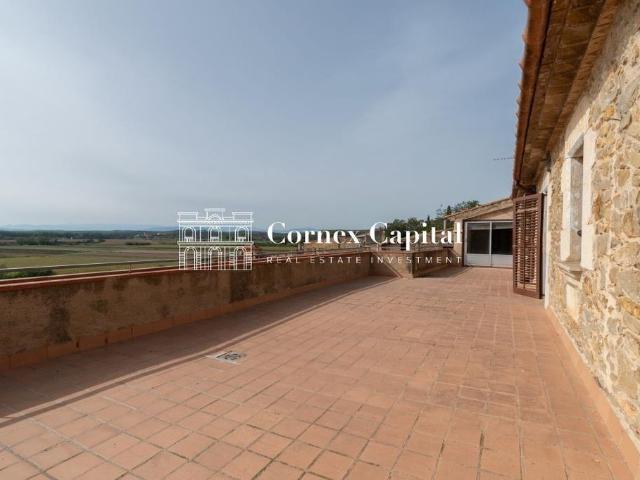 Villa en venta en Jafre