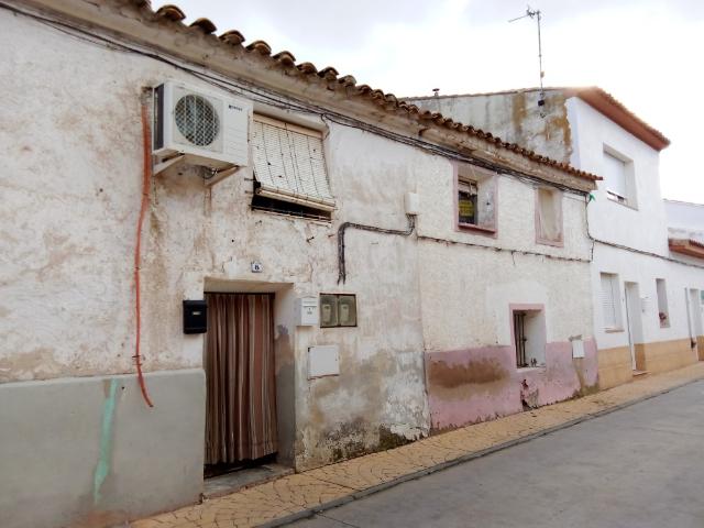Chalet en venta en Agón