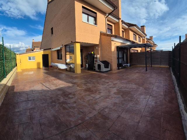 Casa en venta en Aldeamayor De San Martín, Urbanización Aldeamayor Golf