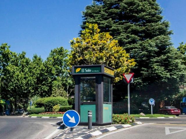Villa en alquiler en Alcobendas