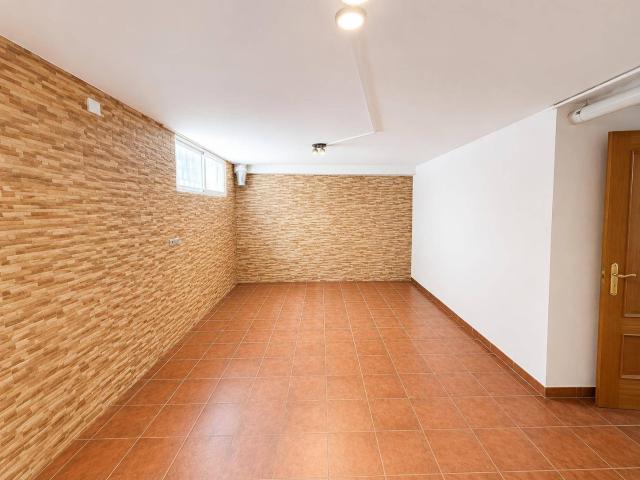 Casa en alquiler en Alovera, Castilla-La Mancha