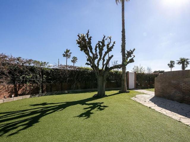 Chalet en alquiler en la Pineda, Baix Llobregat