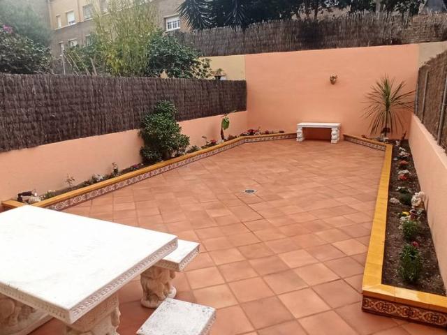 Chalet en alquiler en Viladecans