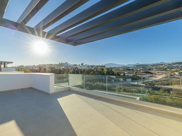 Casa en venta en Nueva Atalaya, Costa del Sol Occidental
