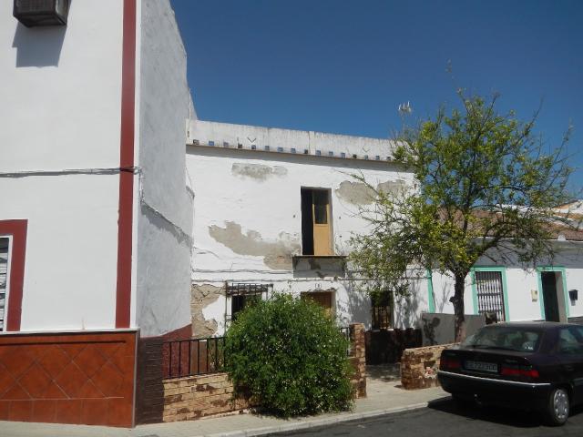 Casa en venta en La Luisiana, Andalucía