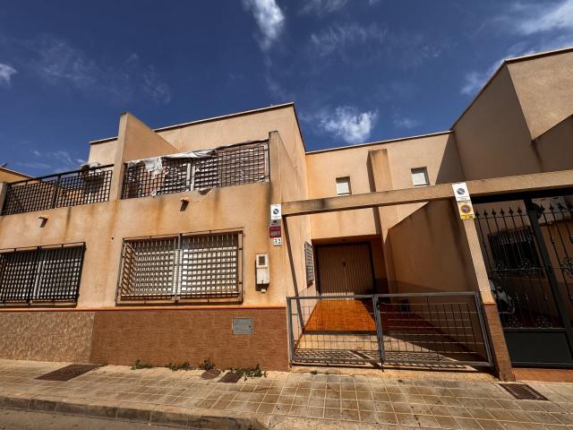 Chalet en venta en San Isidro de Níjar, Níjar