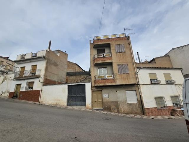 Casa en venta en Cabra Del Santo Cristo, Andalucía
