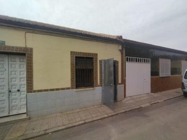 Casa en venta en Barriada Cañamares, Puertollano