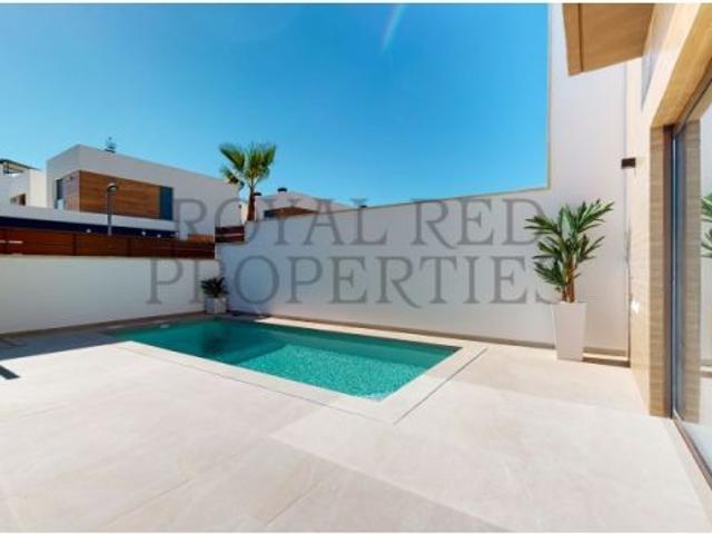 Casa en alquiler en Algorfa