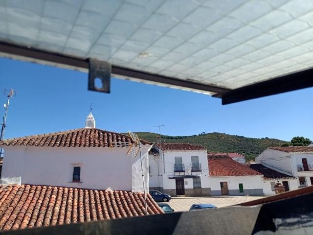 Casa en venta en Higuera De La Sierra